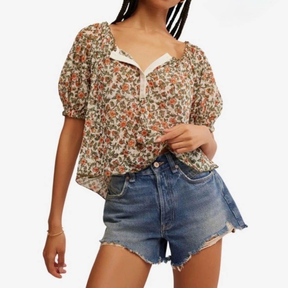 Free People Astra Peasant Swing Top Size S Daisy Floral Open Knit Puff Henley - Picture 13 of 13